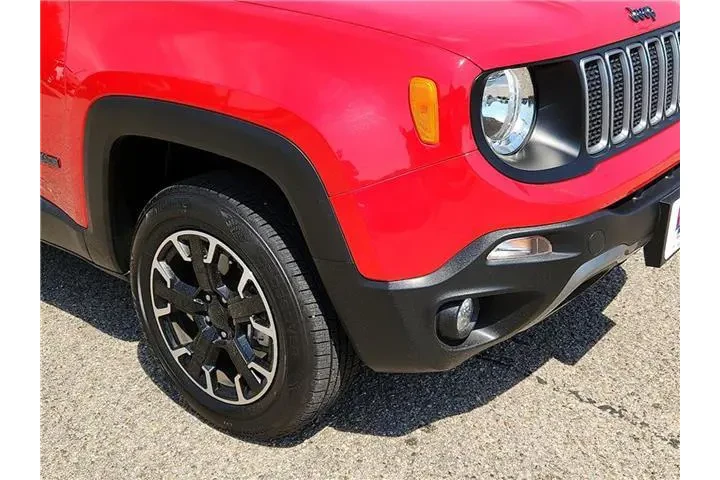 $20950 : Jeep Renegade 2023 4x4 Uplan image 7