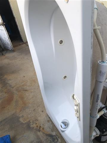 $150 : Jacuzzi whirlpool. Bath image 6