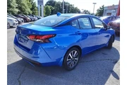$13985 : Nissan Versa 2020 SV 4dr Sed thumbnail