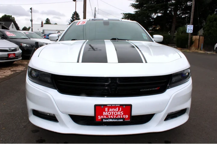 $12795 : 2015 Charger 4dr Sdn SXT RWD image 2