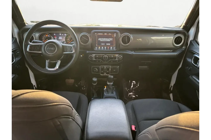 $29923 : Jeep Wrangler 2023 4x4 Sahar image 10