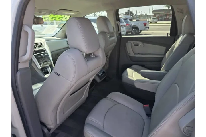 $8995 : 2011 Traverse LT image 8