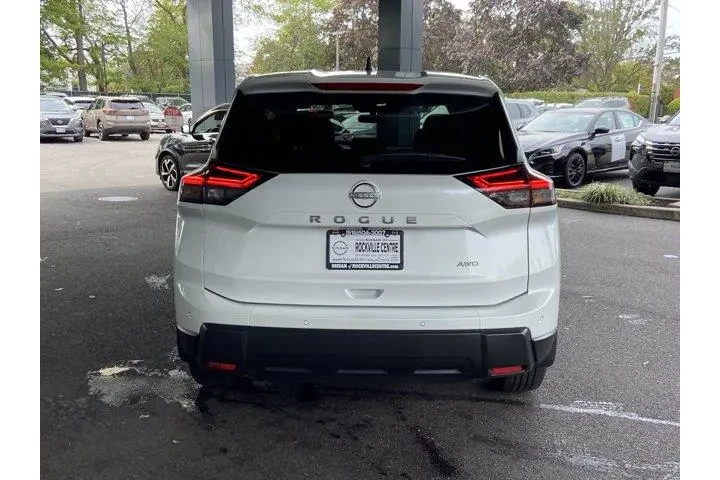 Nissan Rogue 2024 AWD S 4dr image 6
