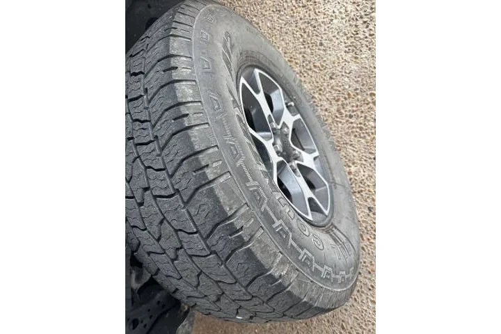 Jeep Wrangler 2021 4x4 Rubic image 6