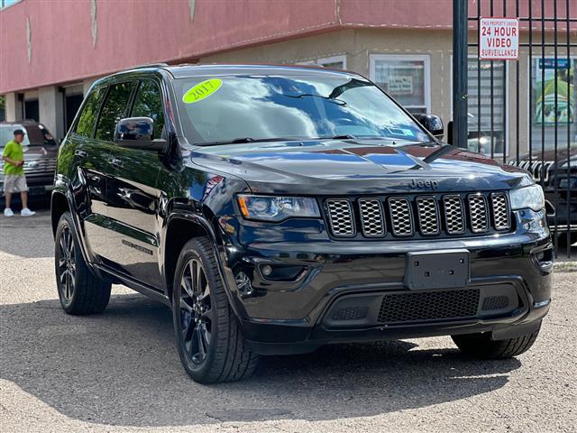 $18999 : 2017 Grand Cherokee image 4