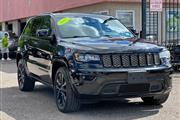 $18999 : 2017 Grand Cherokee thumbnail