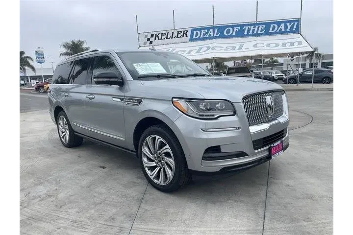 $39467 : Lincoln Navigator 2022 4x2 R image 2