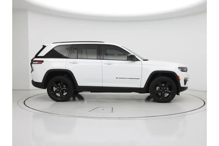 $28998 : Jeep Grand Cherokee 2023 4x2 image 7