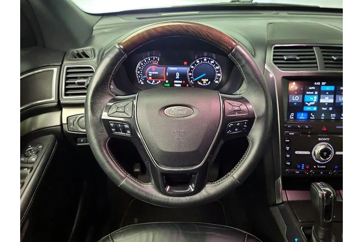 $25998 : Ford Explorer 2018 AWD Plati image 10