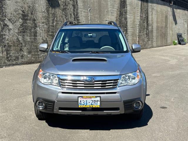 $13888 : 2010 Forester 2.5XT Limited image 10