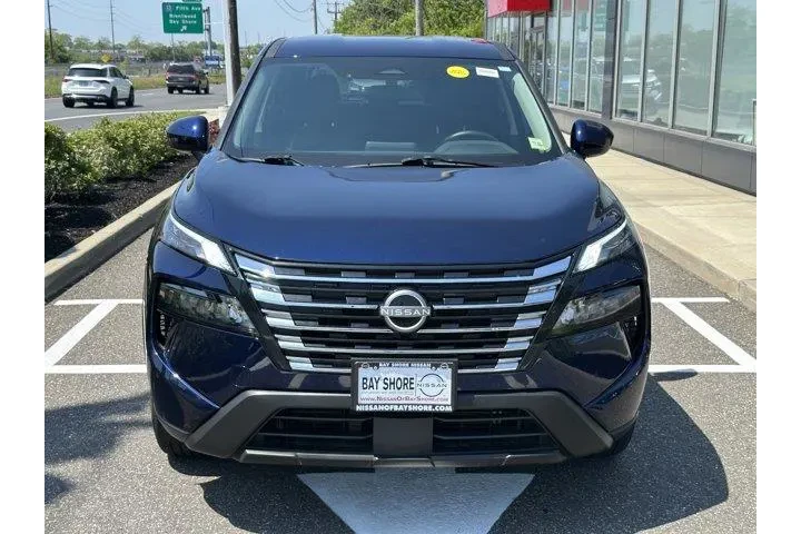$21759 : Nissan Rogue 2025 AWD SV 4dr image 4