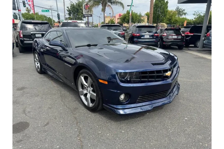 $18998 : 2010 Camaro SS image 3