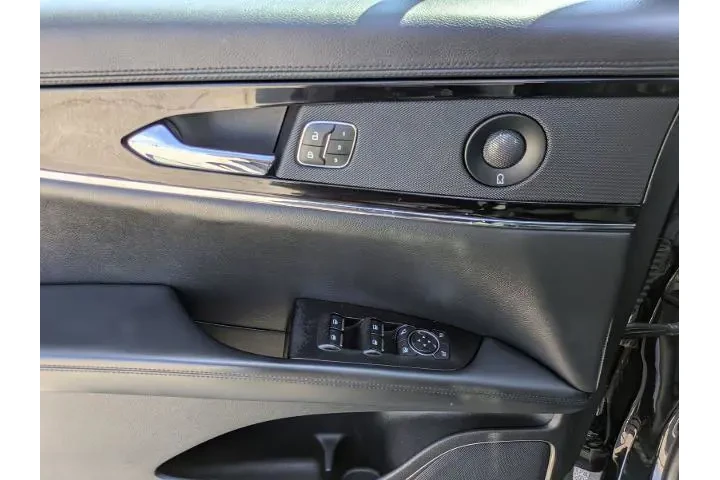 $26575 : Lincoln Nautilus 2021 Reserv image 10