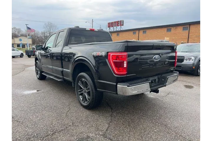 $33525 : Ford F-150 2021 4x4 Lariat 4 image 6