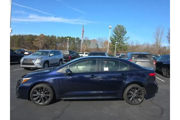 $25312 : Toyota Corolla Hybrid 2025 S image 4