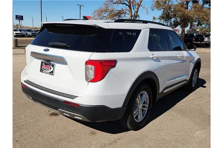 $33995 : Ford Explorer 2024 XLT 4dr S image 4