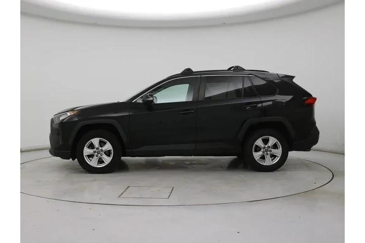 $20998 : Toyota RAV4 2021 AWD XLE 4dr image 3