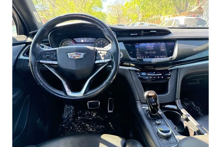 $17995 : 2020 XT6 AWD Sport image 7