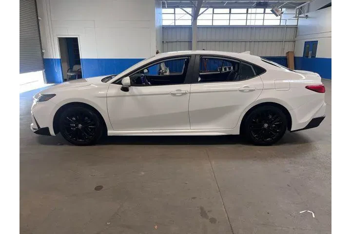 $28775 : Toyota Camry 2025 SE 4dr Sed image 6