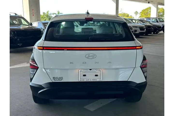 $20995 : Hyundai KONA 2024 SE 4dr Cro image 6