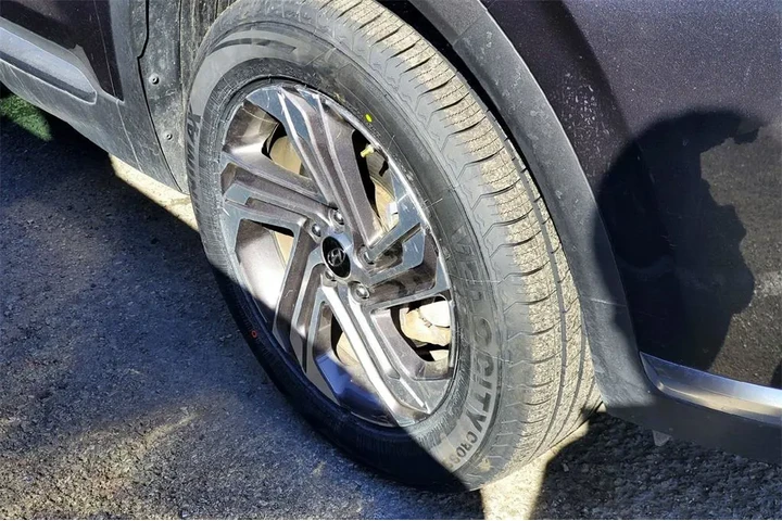 $21794 : Hyundai SANTA FE 2023 AWD SE image 4