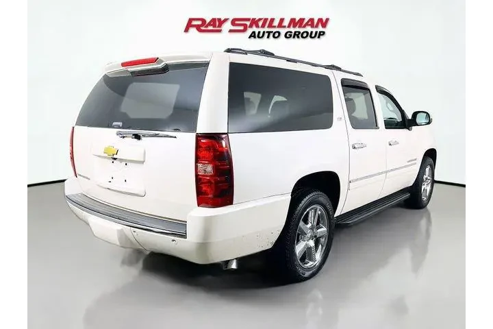 $15975 : Chevrolet Suburban 2013 4x4 image 2