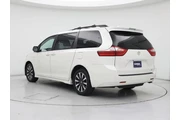 $32998 : Toyota Sienna 2018 AWD XLE 7 thumbnail
