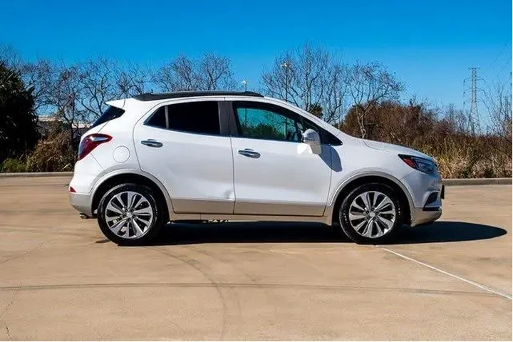 $14104 : Buick Encore 2018 Preferred image 4