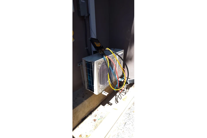 TECNICO AIRE ACONDICIONADO image 3
