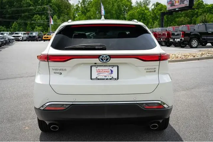 $30888 : Toyota Venza 2021 AWD LE 4dr image 8