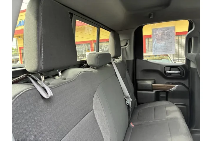 $28995 : 2020 Silverado 1500 RST image 10