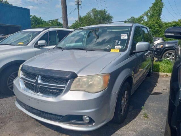 $7500 : 2011 Grand Caravan Crew image 1