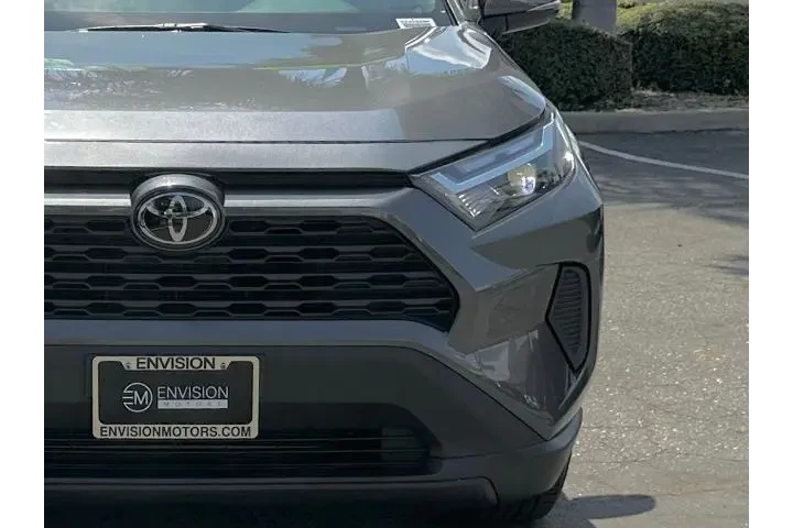 $26495 : Toyota RAV4 2023 LE 4dr SUV image 5