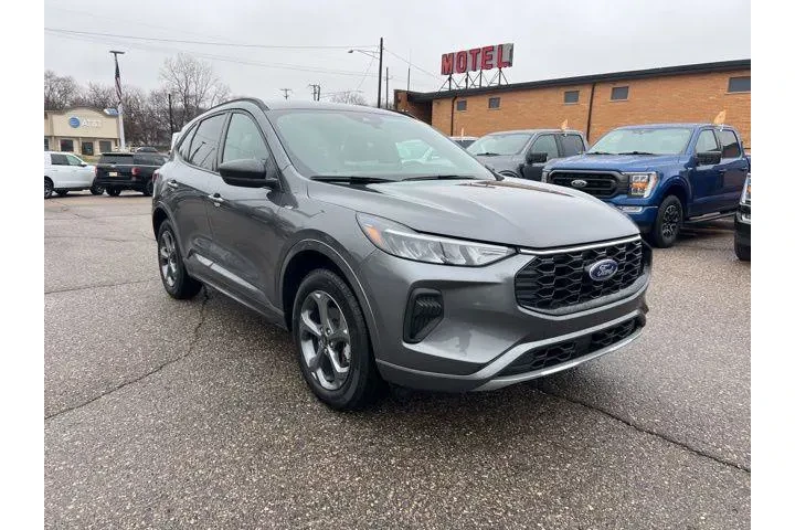 $25615 : Ford Escape 2024 AWD ST-Line image 3
