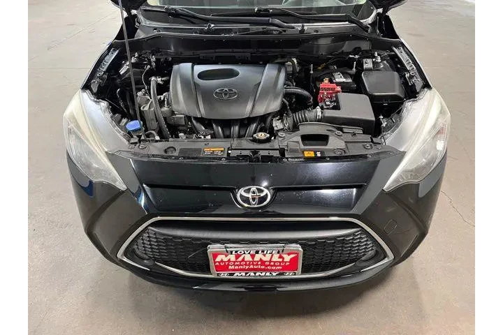 $13936 : Toyota Yaris 2019 image 9