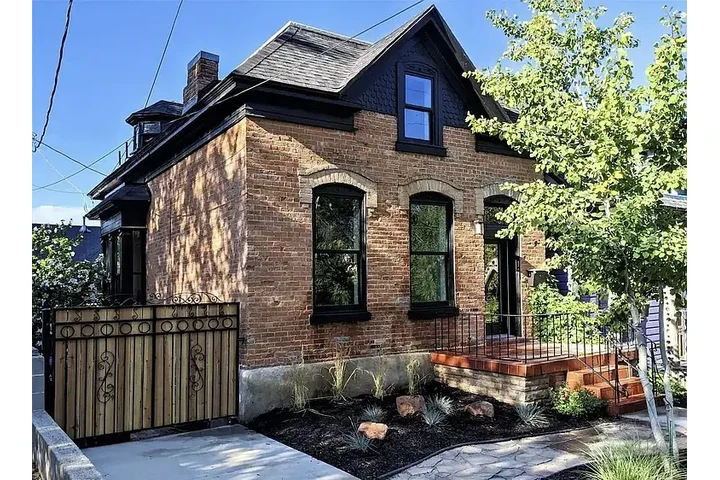 $1750 : HOUSE AVAILABLE IN SALT LAKE image 5