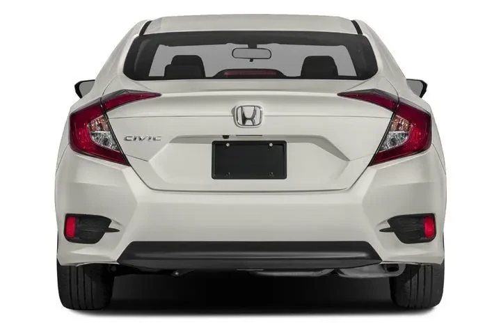 $12125 : Honda Civic 2017 LX 4dr Seda image 5