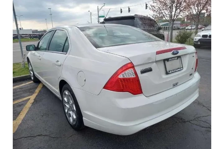 $6500 : 2010 Fusion SE image 5