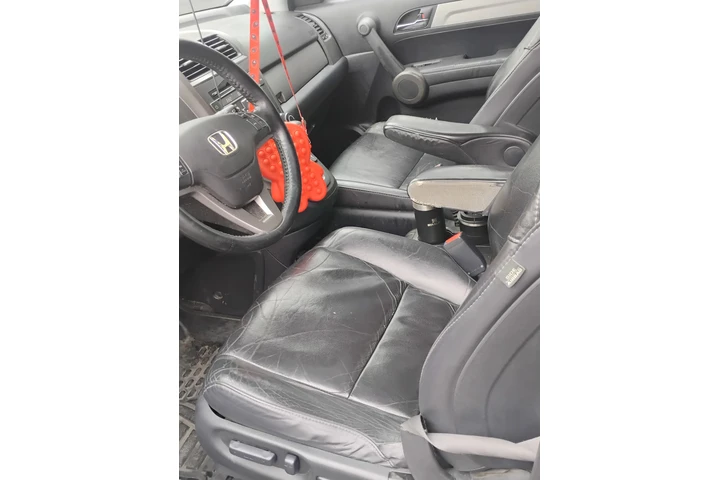 $4500 : Honda SRV 2010 image 8