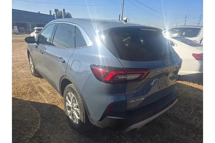 $17267 : Ford Escape 2024 Active 4dr image 2