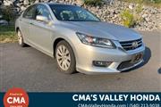 PRE-OWNED 2013 HONDA ACCORD EX en Madison WV