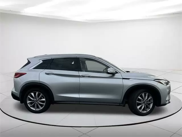 $26247 : Pre-Owned 2021 QX50 LUXE image 2