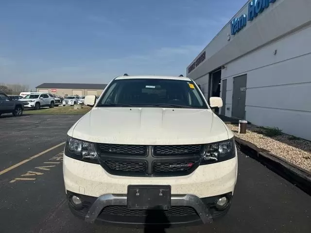 $11355 : Pre-Owned 2018 Journey Crossr image 2