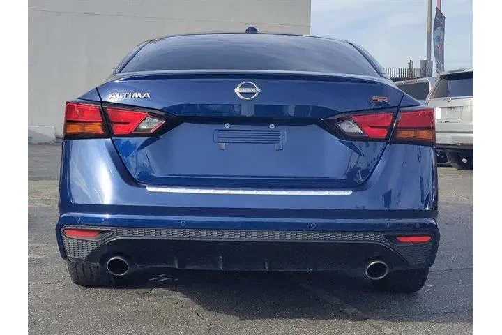 $19888 : Nissan Altima 2023 2.5 SR 4d image 5