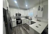 $1000 : Fully renovated updated 3 home thumbnail