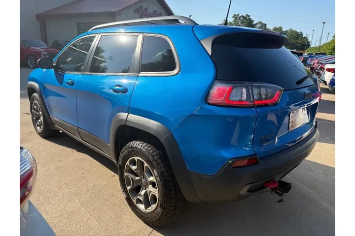 $15950 : 2020 Cherokee Trailhawk image 7