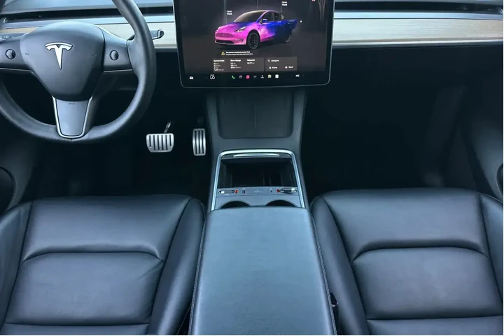 $31000 : Tesla Model Y 2022 AWD Perfo image 3