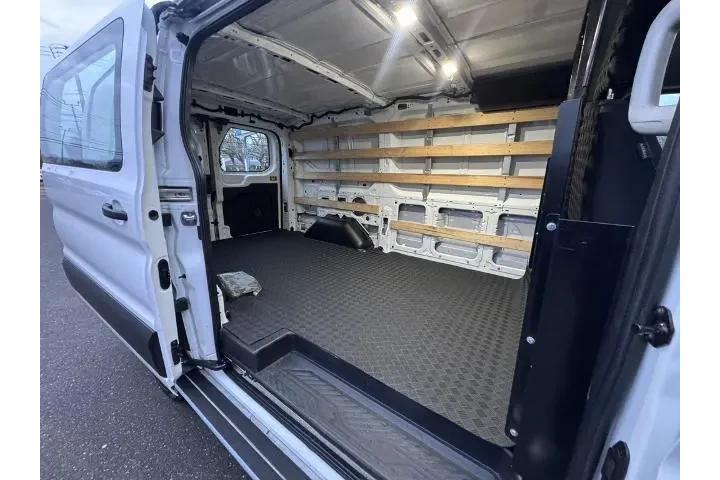$34500 : Ford Transit 2024 250 3dr LW image 7
