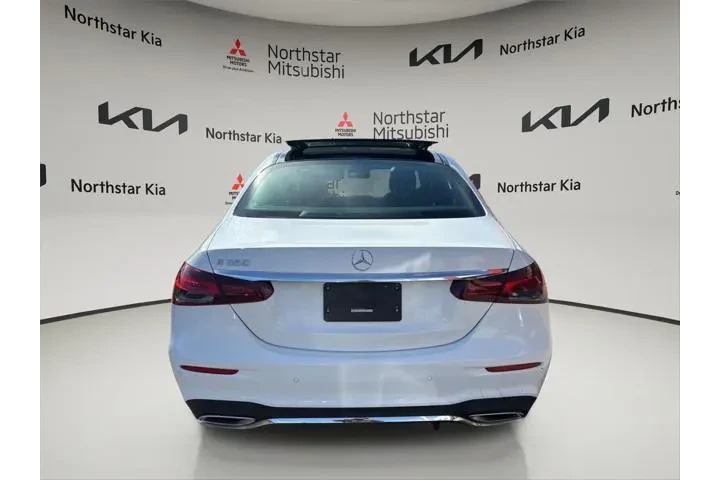 $31990 : Mercedes-Benz E-Class 2022 E image 4