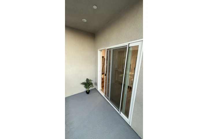$4350 : NorthHollywood TownHouse 91605 image 9